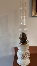 Magnifique lampe à pétrole