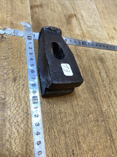 Outil ancien marteau - outil,
