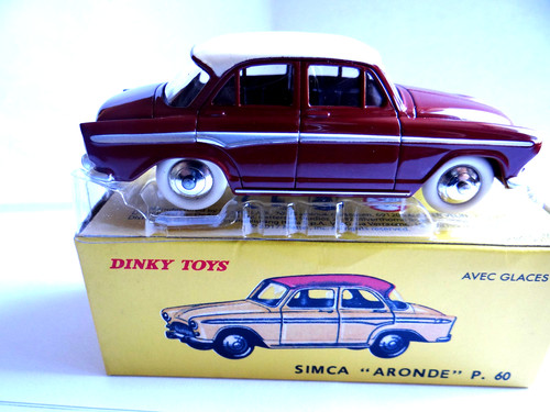 Dinky toys atlas - dinky, aronde