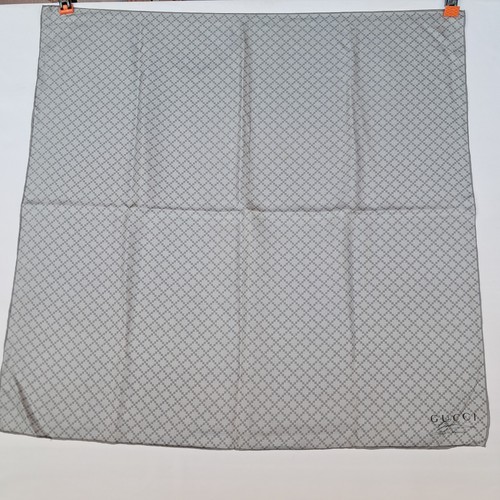 Gucci pure silk scarf grey