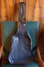 Housse de guitare / Étui de