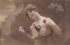 CP BON FETE WOMAN ELEGANT GARLAND ROSES FLOWERS - 24353