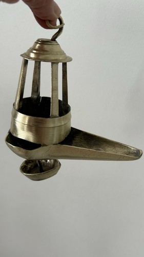 Ancienne lampe huile - à,