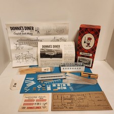 Vtg Campbell Scale Model HO Donna's Diner Train Miniature Restaurant Kit in Box