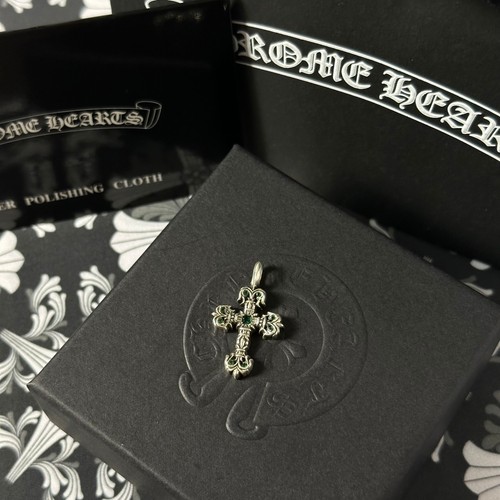 Chrome hearts filigree cross - hearts,