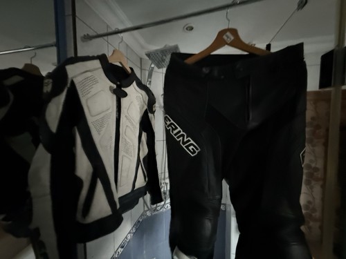 Vêtements moto - vêtements,