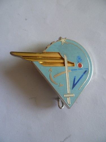 Ancien insigne pucelle - ancien,