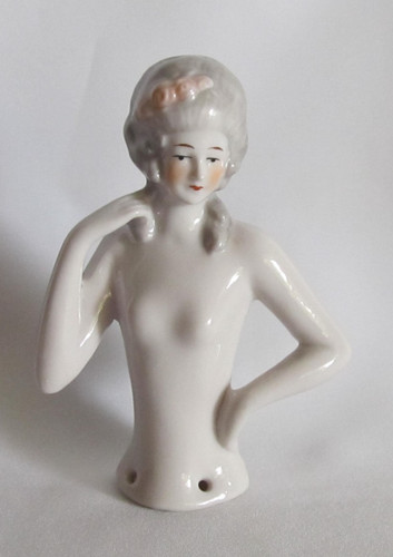 Demi figurine miniature - , en