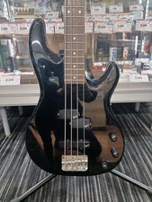 Guitare basse électrique