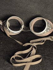 Lunettes de soudeur anciennes