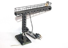 GANTRY, DOUBLE LIGHT NACELLE STEM + TRAFFIC SIGN, HO SEMAPHORE + N