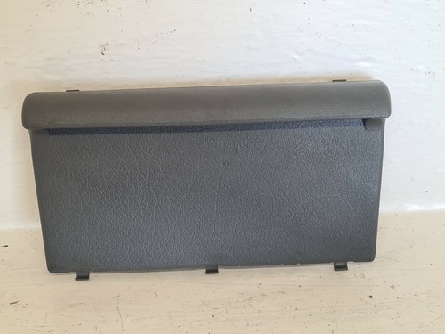 Cache boite fusible