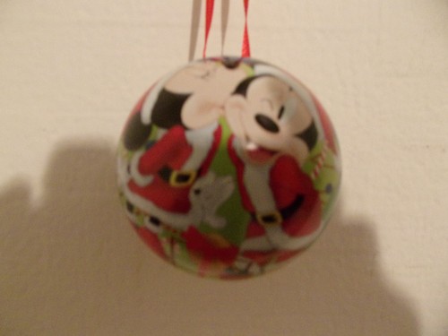 Boule métallique avec - métallique, décor