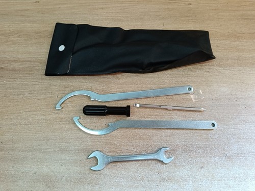 Une trousse outillage outils - outillage,