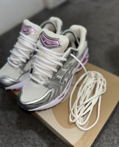 Asics baskets course - baskets, pied