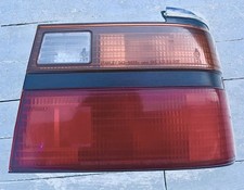 Feu arrière droit Mazda 626