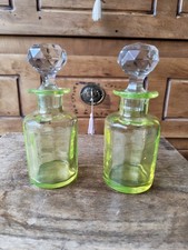 Deux Flacons Parfum Ancien En