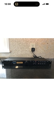 Alesis drum module with two - d4,