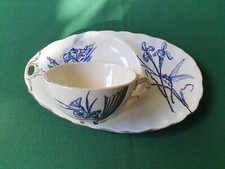 Tasse Egoïste faïence XIX ème (Insecte, Fleurs, Canard, motifs Asiatiques) (D)