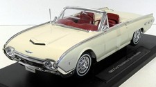 Welly 1/18 Scale Diecast 19868W - 1962 Ford Thunderbird Sports Roadster - Cream