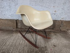 Charles Eames Fibre Chaise