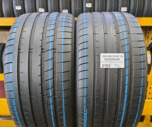 Occasion 2 pneus goodyear - pneus,