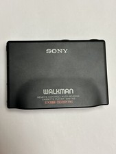 SONY WM-702 WALKMAN CASSETTE PLAYER (READ DESCRIPTION)
