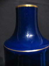 MANUFACTURE NATIONALE DE SÈVRES Porcelain VASE Bleu de Four Or 1904 Rare Shape