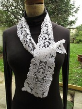 Col cravate ancien XIXè