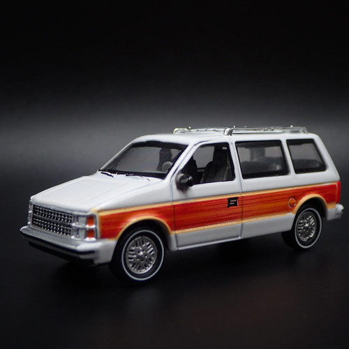 1984 1990 dodge caravan - caravan, white