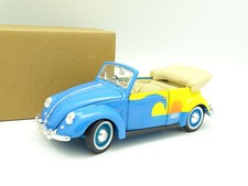 Maisto SB 1/18 - VW Beetle Cabriolet 1951 Surf 