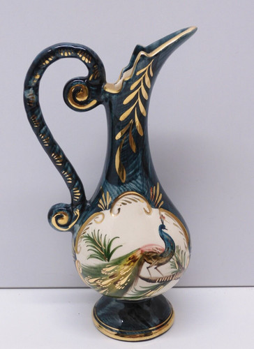 Joli vase forme - *joli, aiguiere