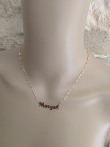Collier ras coup - collier, le