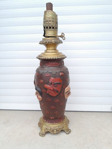 Ancienne grande lampe - ancienne,