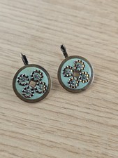 Boucle d’oreille élégante