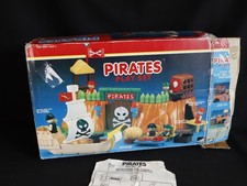 Coffret de jeu de pirates vintage Spectra, avec bateau pirate et île, boîte...