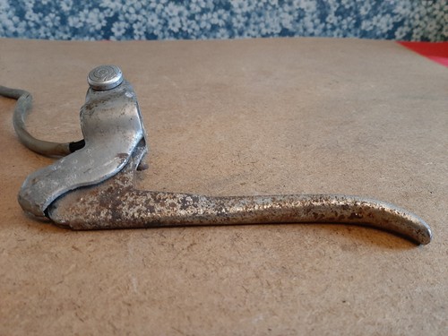 Cocotte levier bouton - cocotte, poussoir