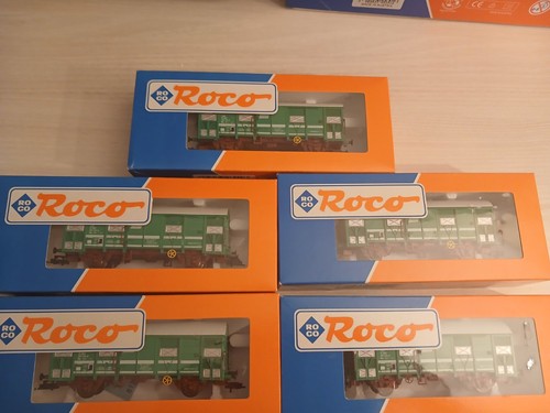 Roco lot wagons couverts - de,