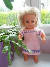  robe fait main pour  poupée