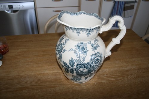 Grand broc toilette ancien - de,