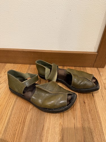 Cydwoq leather sandals - sandals,