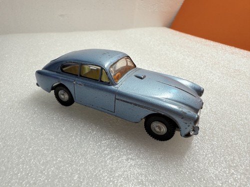 Vieille aston martin db2 spot - martin,