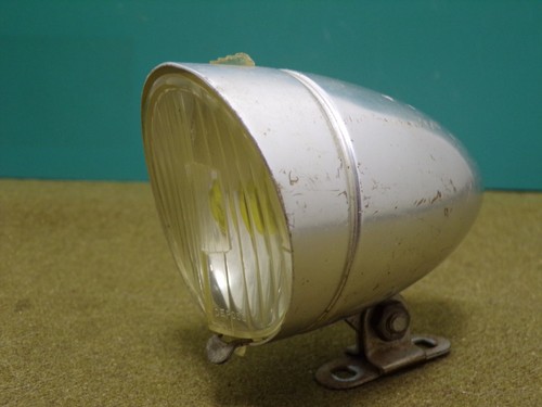 Ancien phare aluminium vélo - ancien,