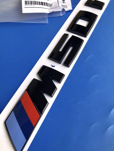 Logo badge monogramme - m50, i