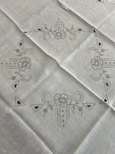 No. 24 / SUPERB ANTIQUE TABLECLOTH OPENWORK EMBROIDERY BEAUTIFUL CONDITION / 88 X 90 ANTIQUE LINEN