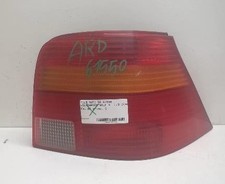 Feu arriere principal droit