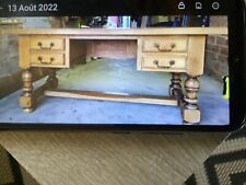 bureau style Louis xiii chêne