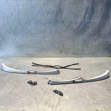 Garniture inférieure de phare