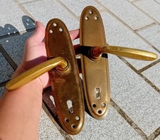 Lot 2 anciennes poignées de