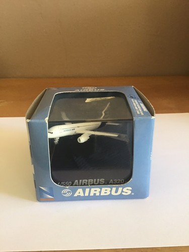 Avion miniature airbus a320 - miniature,